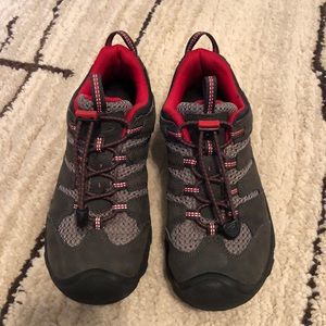 KEEN Koven Low Hiking Shoe Bumper Toe - Boys 3